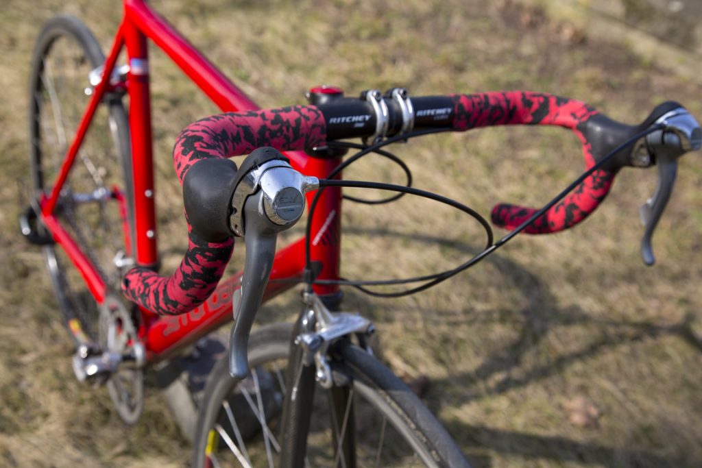 Cannondale road red