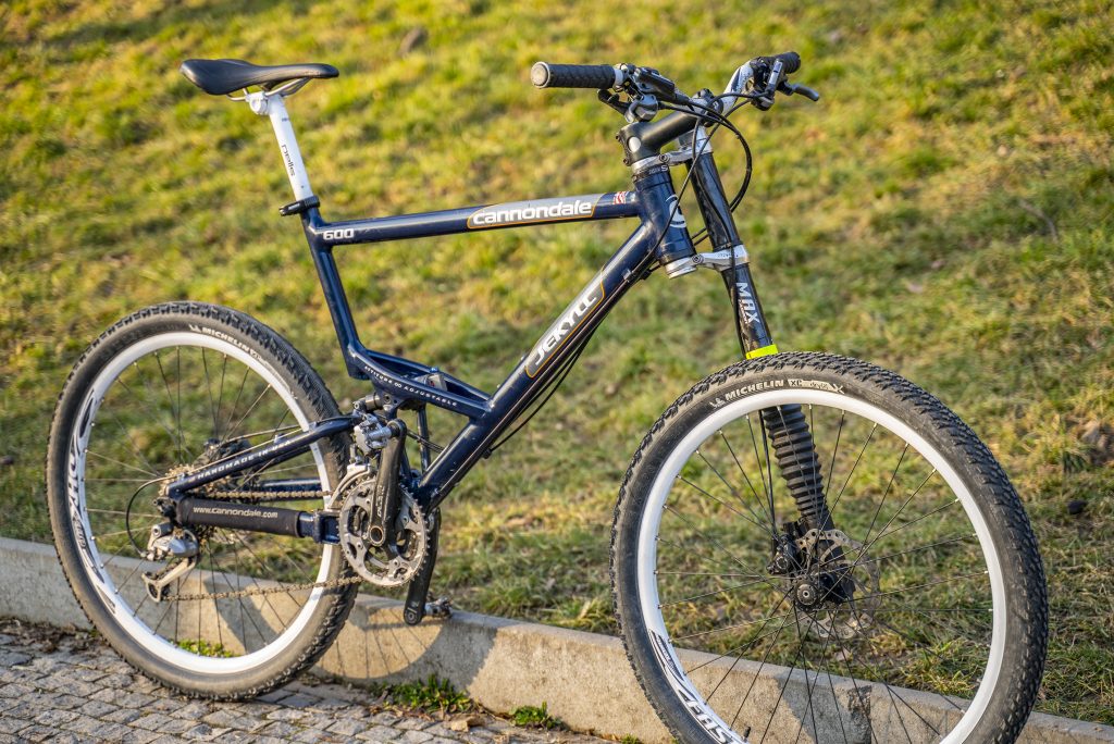 Cannondale Jekyll 600